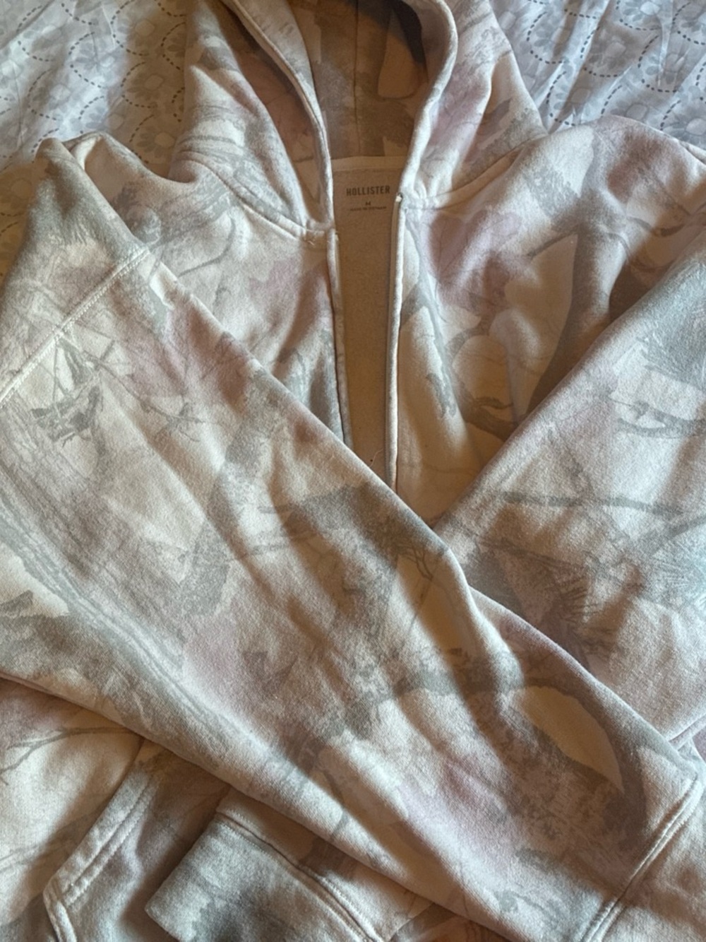 Women Sweater Subcategory Identification